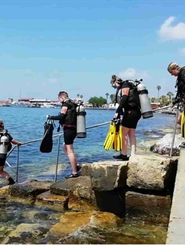 Discover Scuba Diving Package PADI Divemaster